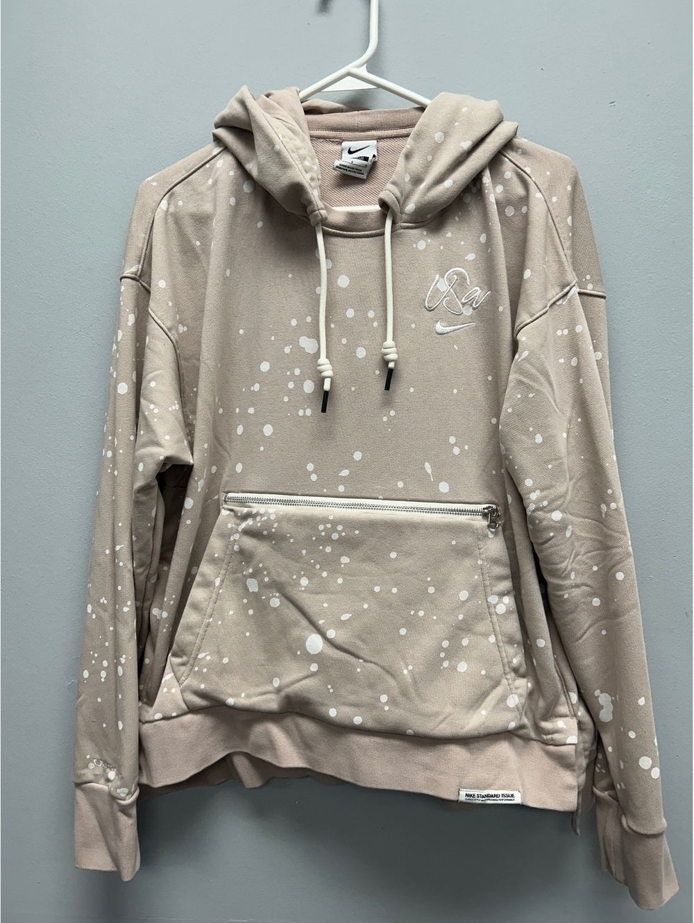 Nike USA Soccer Pullover Hoodie with Splatter Print and Front Zipper Pocket